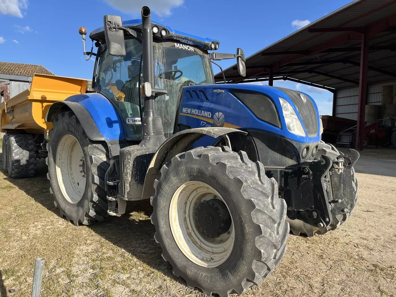 E-FARM: New Holland T7.245 - Tractor - id DFZS34H - 119.000 € - Año: 2022 - Potencia del motor: 200,Francia