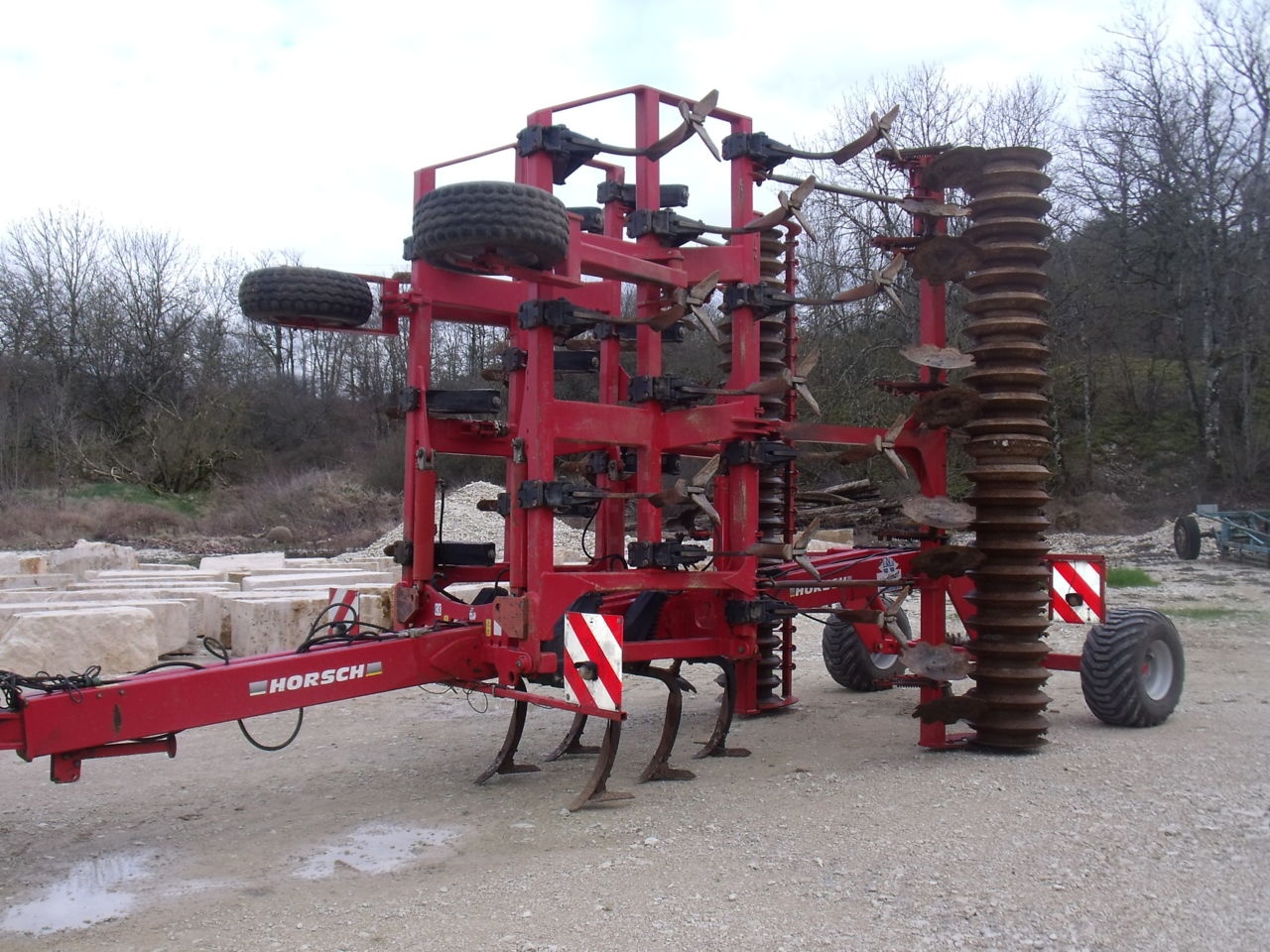 HORSCH Terrano 8 FX cultivator €21,500