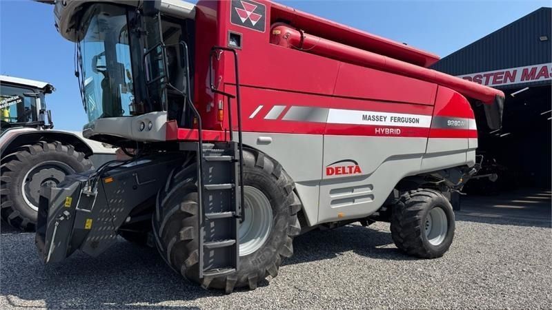 E-FARM: Massey Ferguson Delta 9280 - Combine harvester - id BDYBX8C - €47,984 - Year of construction: 2010 - Engine hours: 1,400,Denmark
