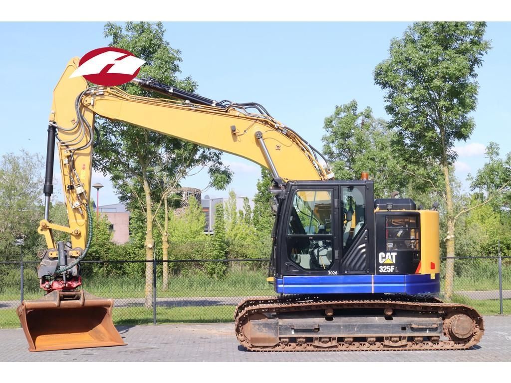 Caterpillar 325 f lcr | rototilt | bucket Excavadora de orugas 73.500 €