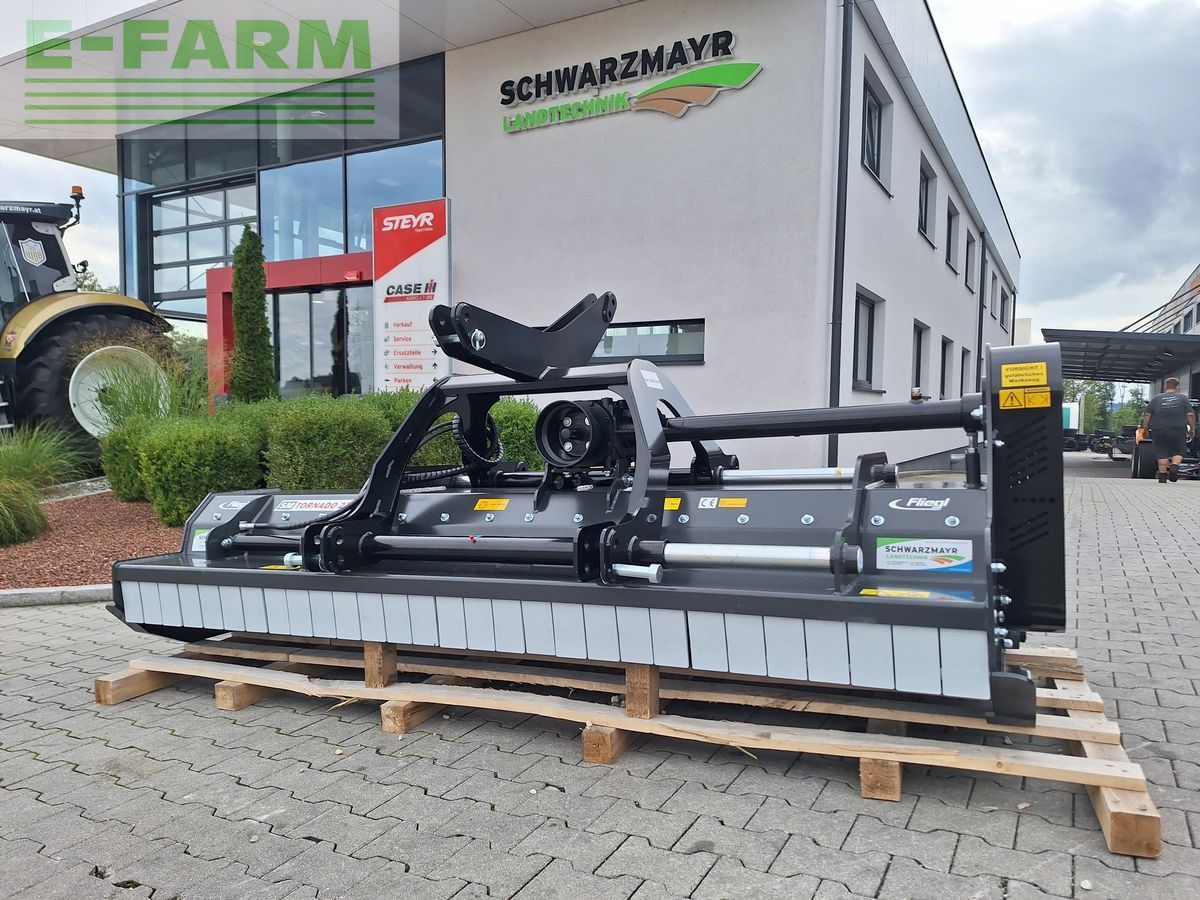 E-FARM: Fliegl sm tornado 2750 - Mulcz - id UMQSIAT - 6159 € - Rok produkcji: 2024 - Austria