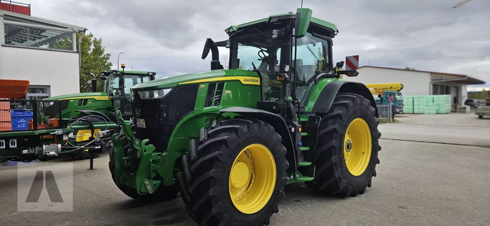 E-FARM: John Deere 7R 350 - Traktor - id HTU7HPU - 288.500 € - Baujahr: 2025 - Motorleistung (PS): 350,Deutschland