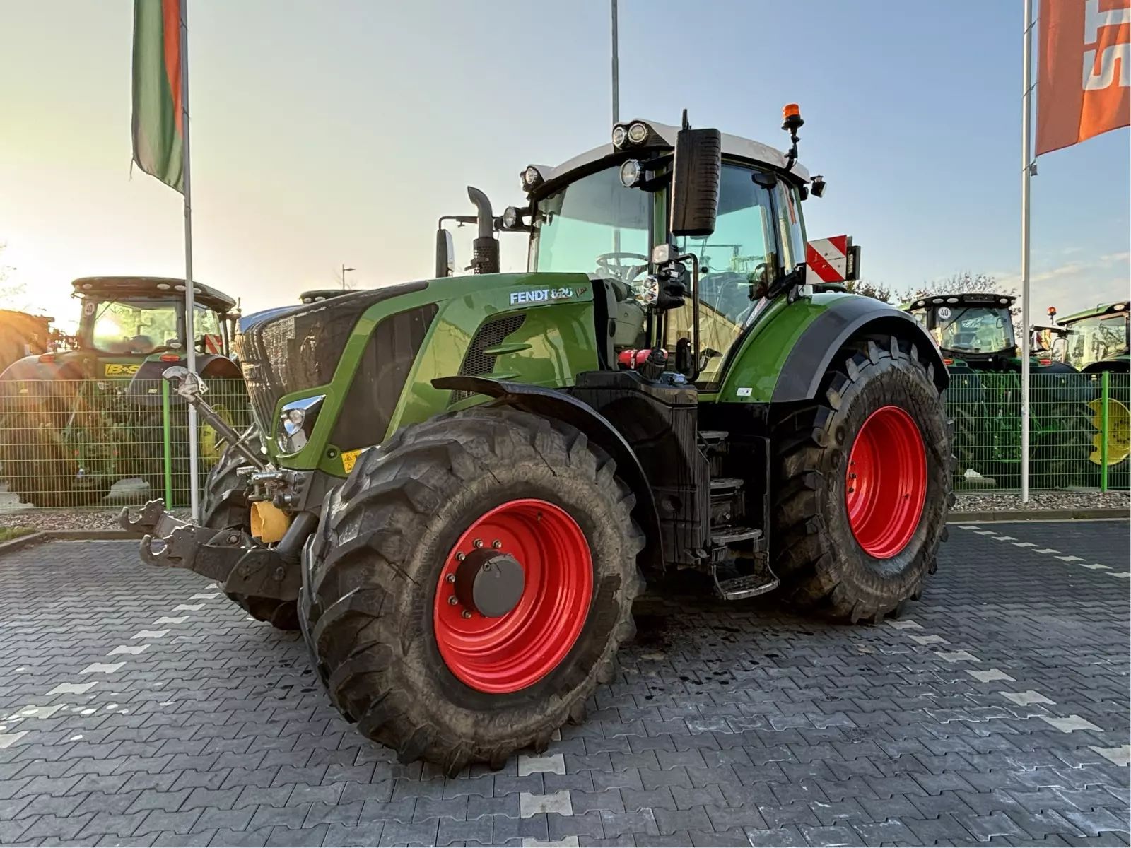 Fendt 826 Vario Profi+ Traktor 139.000 €