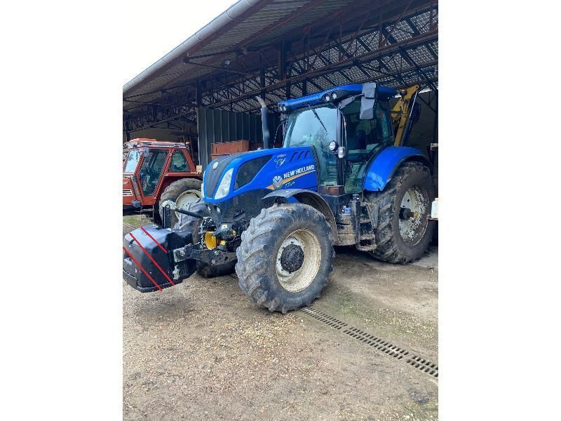 E-FARM: New Holland T7.210 - Traktor - id LZUQQWE - Rok produkcji: 2019 - Motogodziny: 4996,Moc silnika: 170,Francja