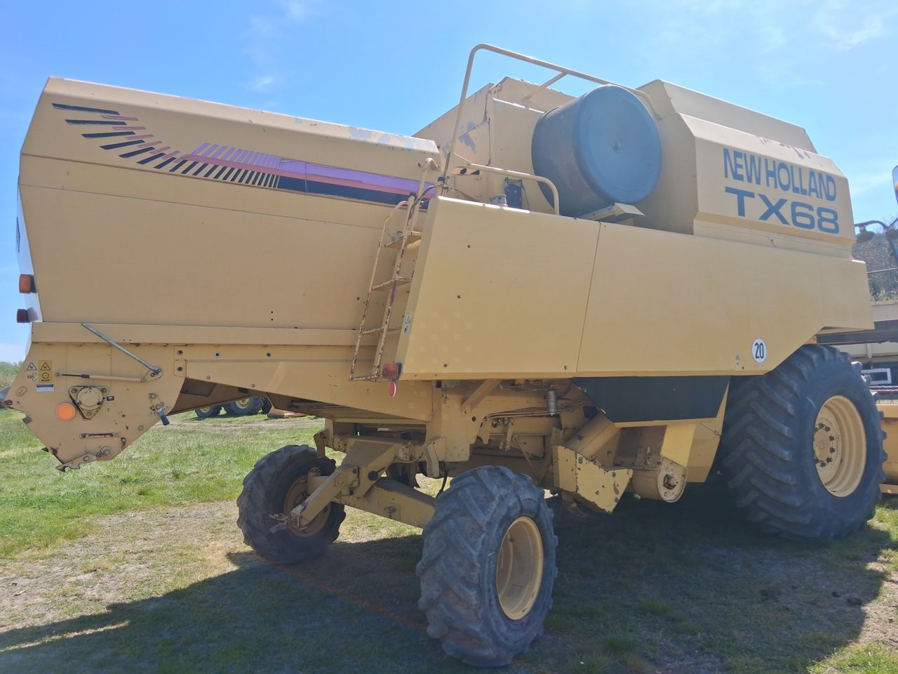 New Holland TX 68 Combine harvester