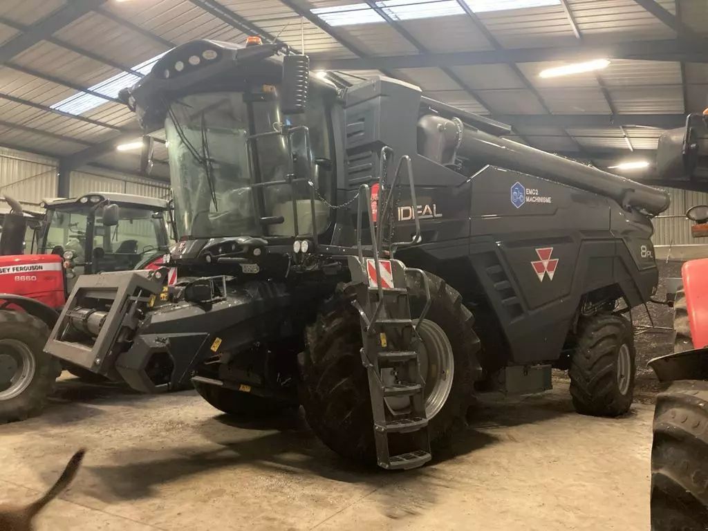 E-FARM: Massey Ferguson Ideal 8 PL - Combine harvester - id LGNRLI3 - €310,000 - Year of construction: 2023 - France