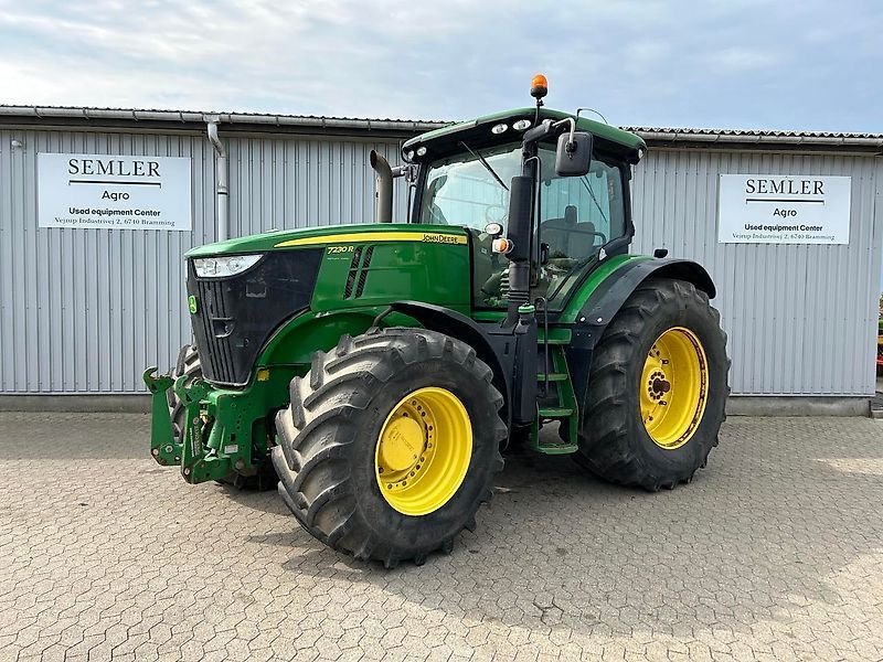E-FARM: John Deere 7230 R - Traktori - id 2YISESC - 43 510 € - Godina proizvodnje: 2012 - Radni sati motora: 7.450,Snaga motora (KS): 221,Danska