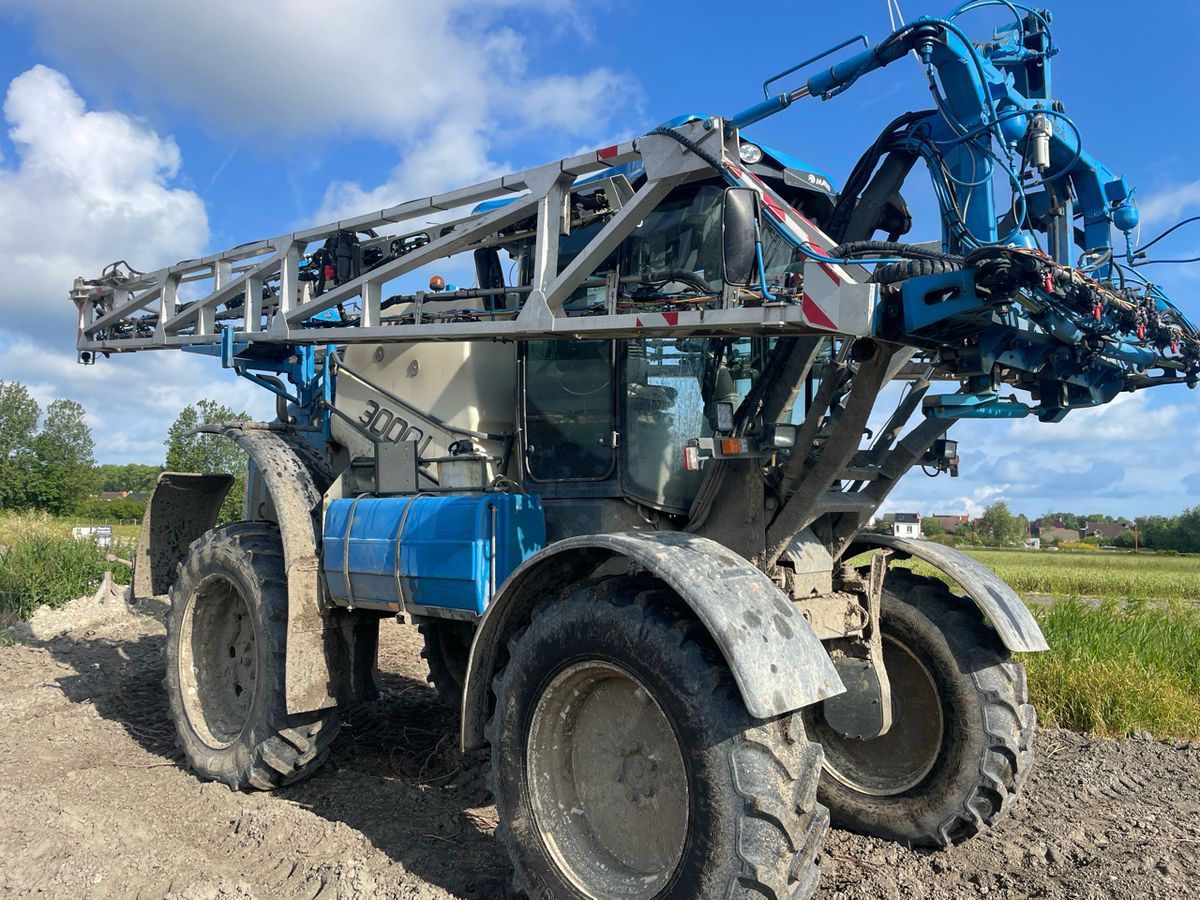 E-FARM: Matrot hélios 3 - Pulvérisateur - id DMW2PYY - 119 000 € - Année: 2019 - Lecture du nombre d'heure: 1 683,France
