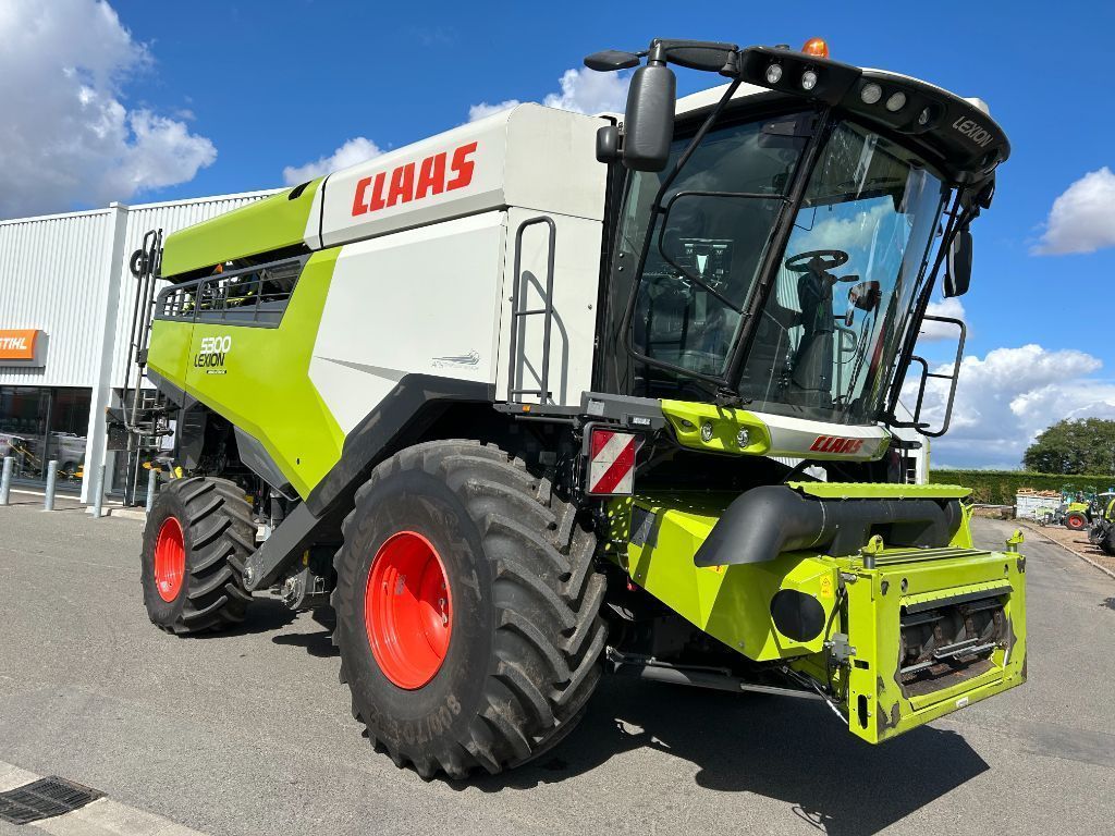 Claas Lexion 5300 Kombajn zbożowy 264 900 €