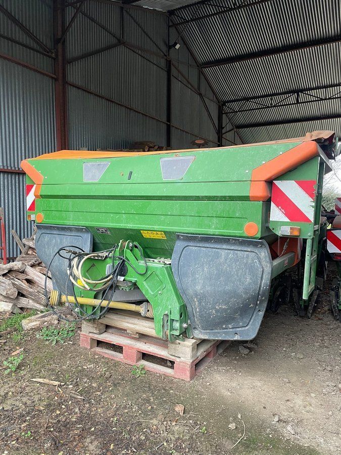 Amazone ZA-M 3001 Fertiliser spreader €7,000