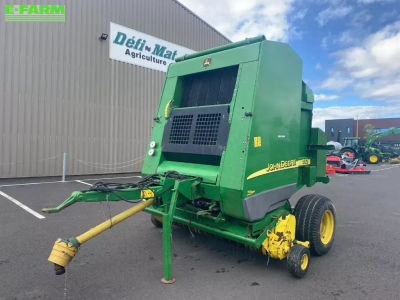 E-FARM: John Deere 592 - Baler - id SRLYMYQ - €8,900 - Year of construction: 2004 - France