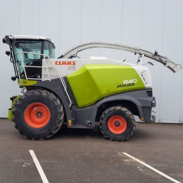 Claas Jaguar 840 Sieczkarnia samobieżna