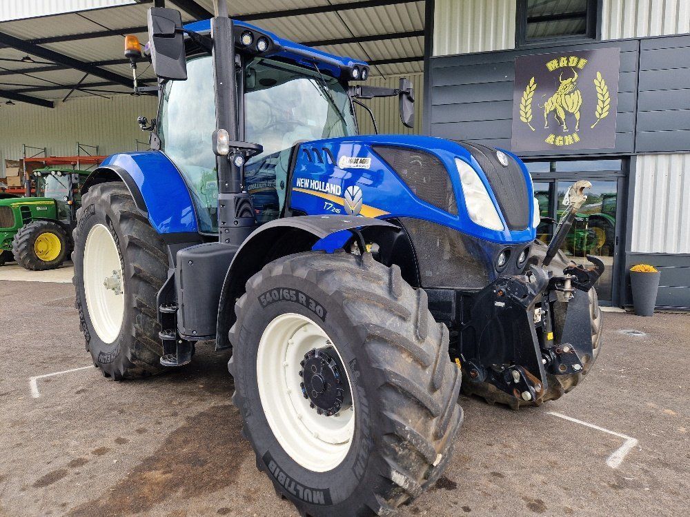 E-FARM: New Holland T7.245 - Tracteur - id FD54DEJ - 87 000 € - Année: 2019 - Lecture du nombre d'heure: 2 190,Puissance du moteur (chevaux): 200,France
