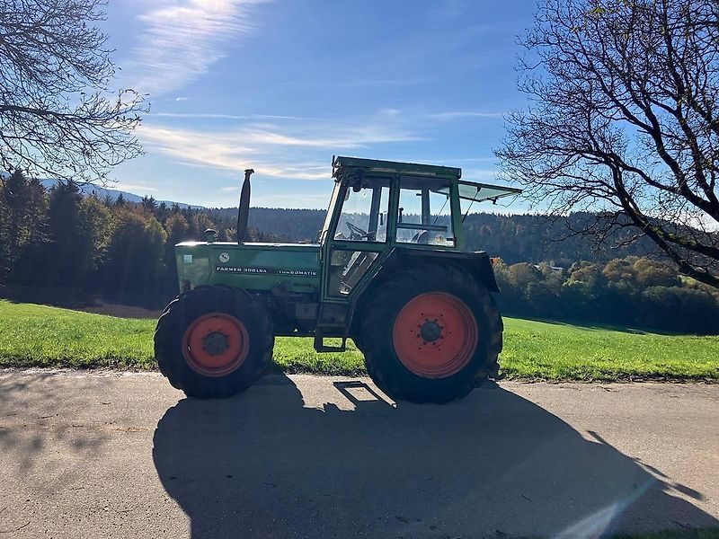 E-FARM: Fendt farmer 306 lsa 40 km/h - Traktor - id NGGUAGY - 16.637 € - Baujahr: 1983 - Abgelesene Motorstunden: 11.982,Motorleistung (PS): 71,Österreich