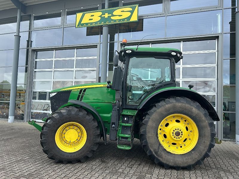 E-FARM: John Deere 7290 R - Tractor - id IZPQIH7 - €117,000 - Year of construction: 2016 - Engine hours: 7,043,Engine power (HP): 278,Germany