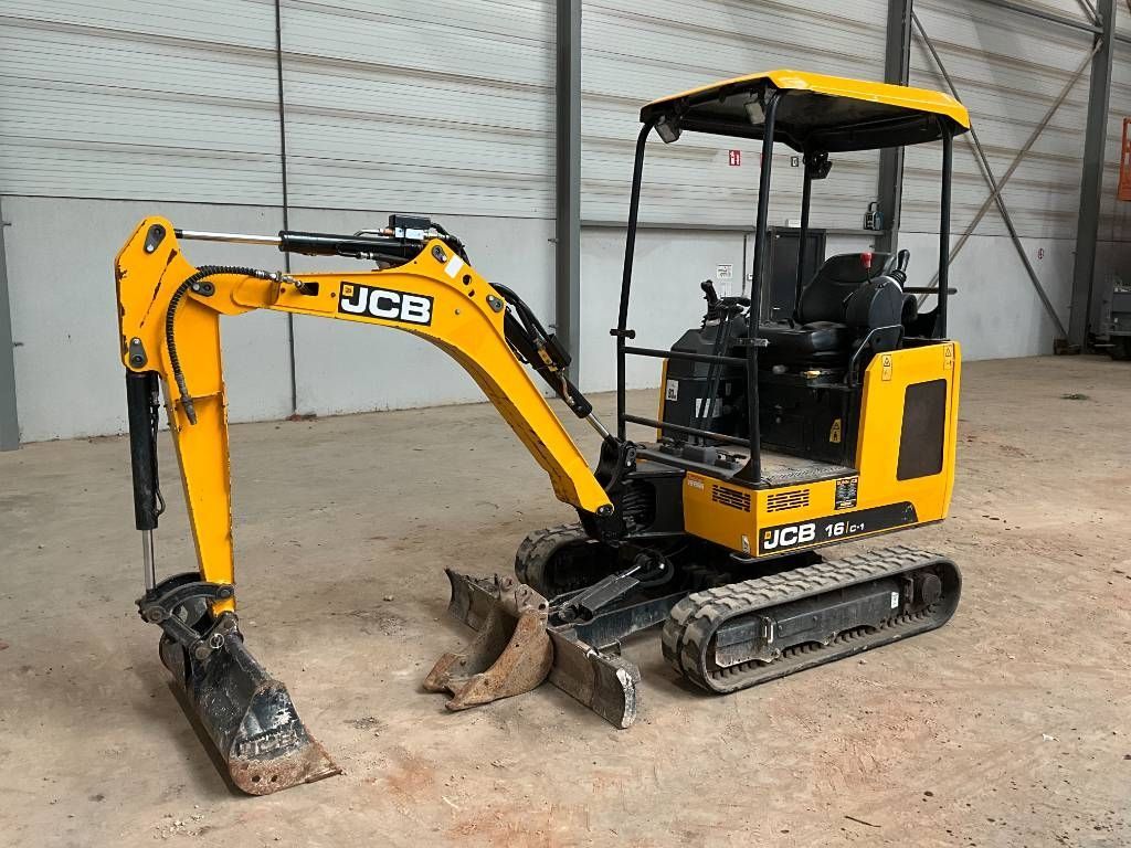 JCB 16 c-1 Mini excavator €11,750