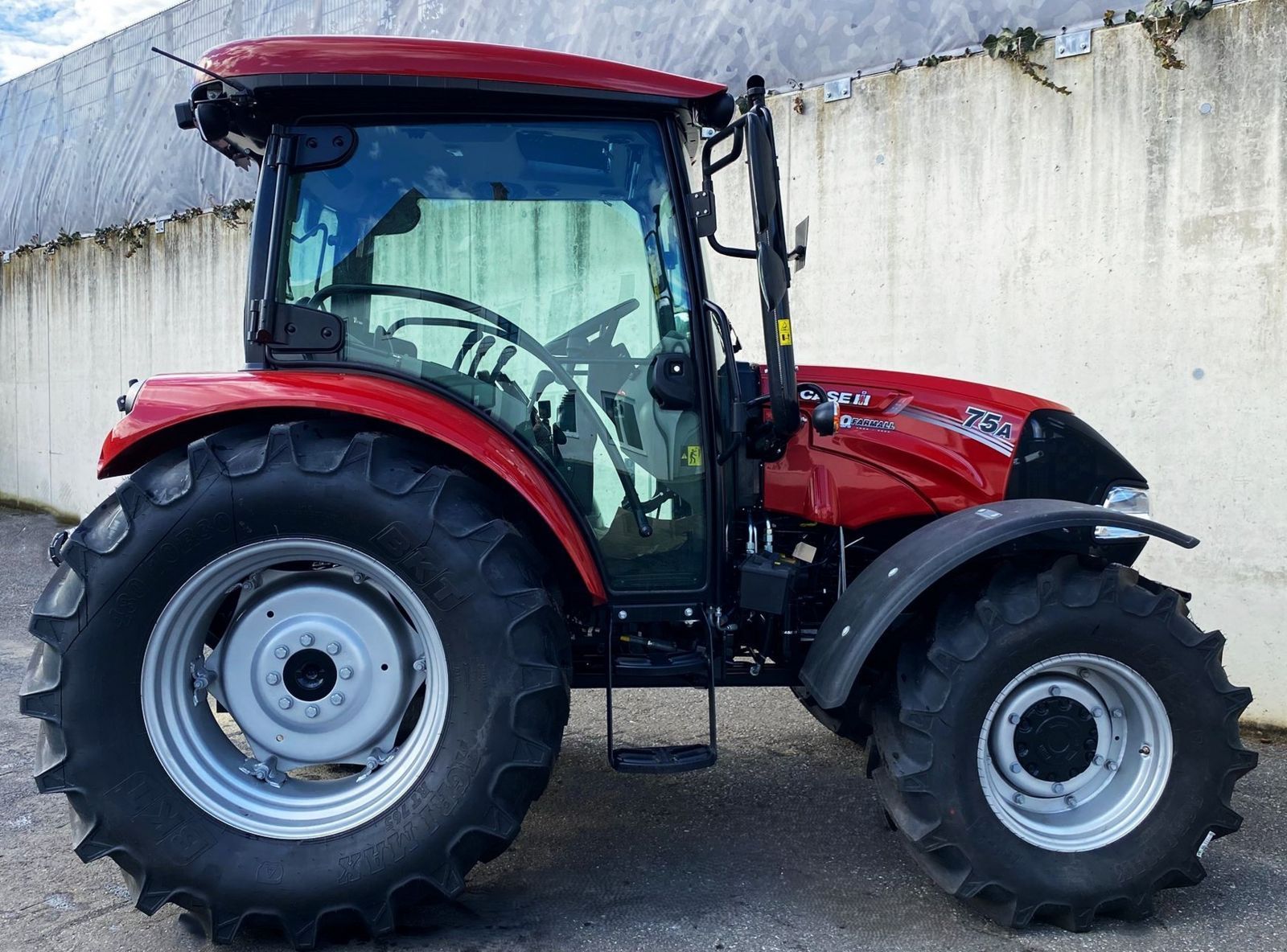 Case IH Farmall 75 A Tractor €45,992
