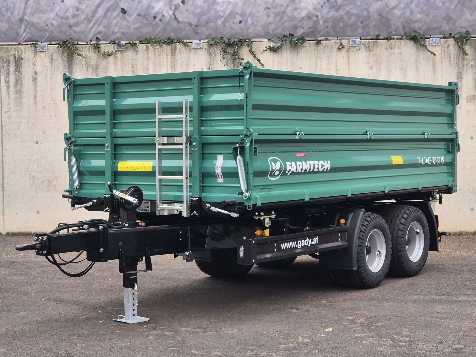 Farmtech t-line 1500s Trailer €19,917