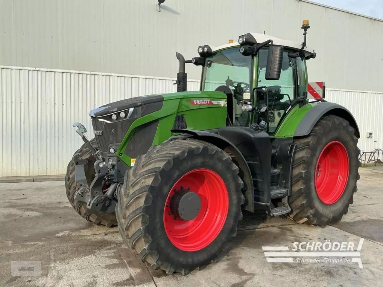 Fendt 936 Vario Profi Plus Tractor €241,885
