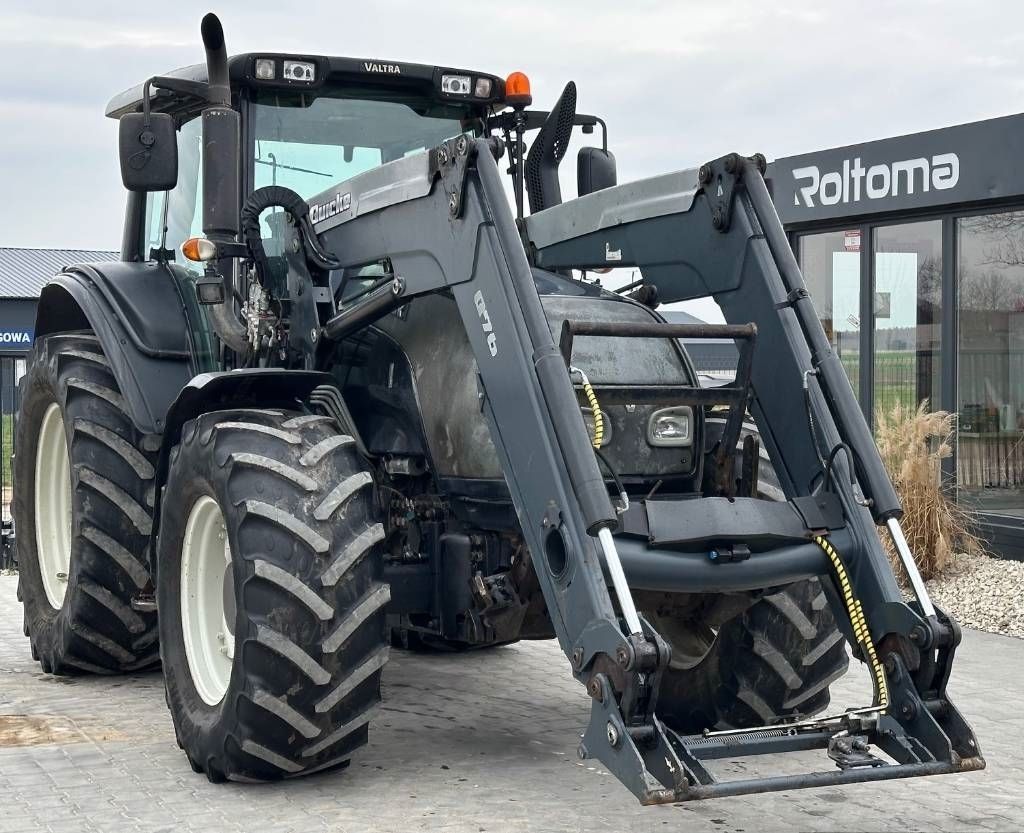 E-FARM: Valtra T190 - Tractor - id 19MU8WM - 29.361 € - Año: 2008 - Horas: 11.459,Potencia del motor: 190,Polonia