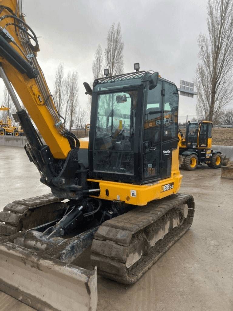 JCB 86 c-2 Mini excavator €83,000