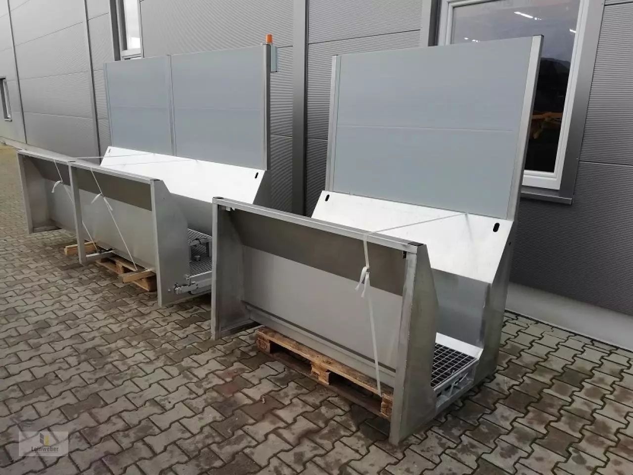 E-FARM: Other mkn klauenwaschanlage - Milking equipment - id MZRZC7X - €18,000 - Year of construction: 2017 - Germany