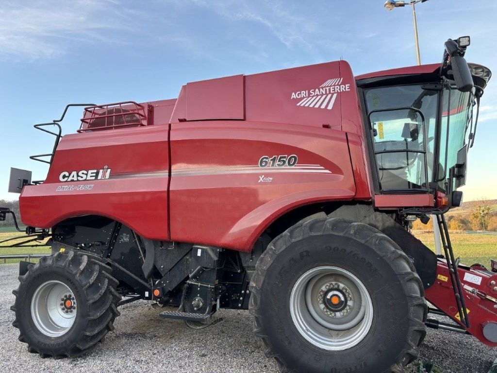 Case IH Axial Flow 6150 Combine harvester €280,000