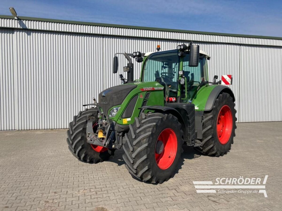 Fendt 724 Vario Profi Plus Tractor 176.500 €