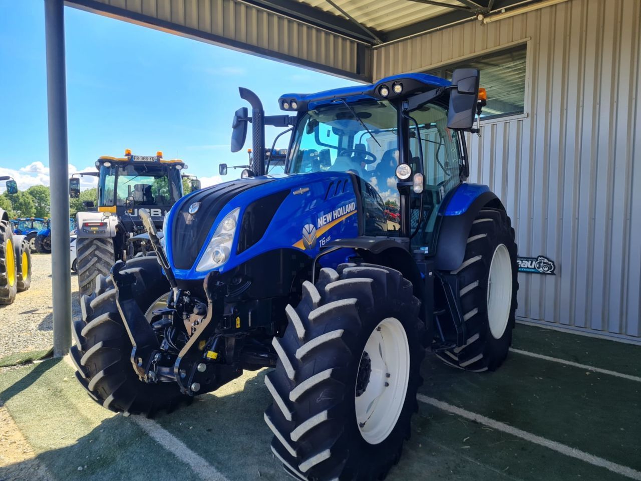 New Holland T6.145 Tractor €75,000