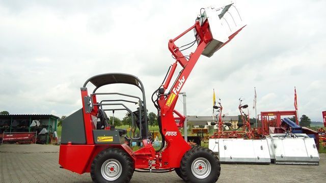 Fuchs F 800 Chargeuse sur pneus 19 084 €