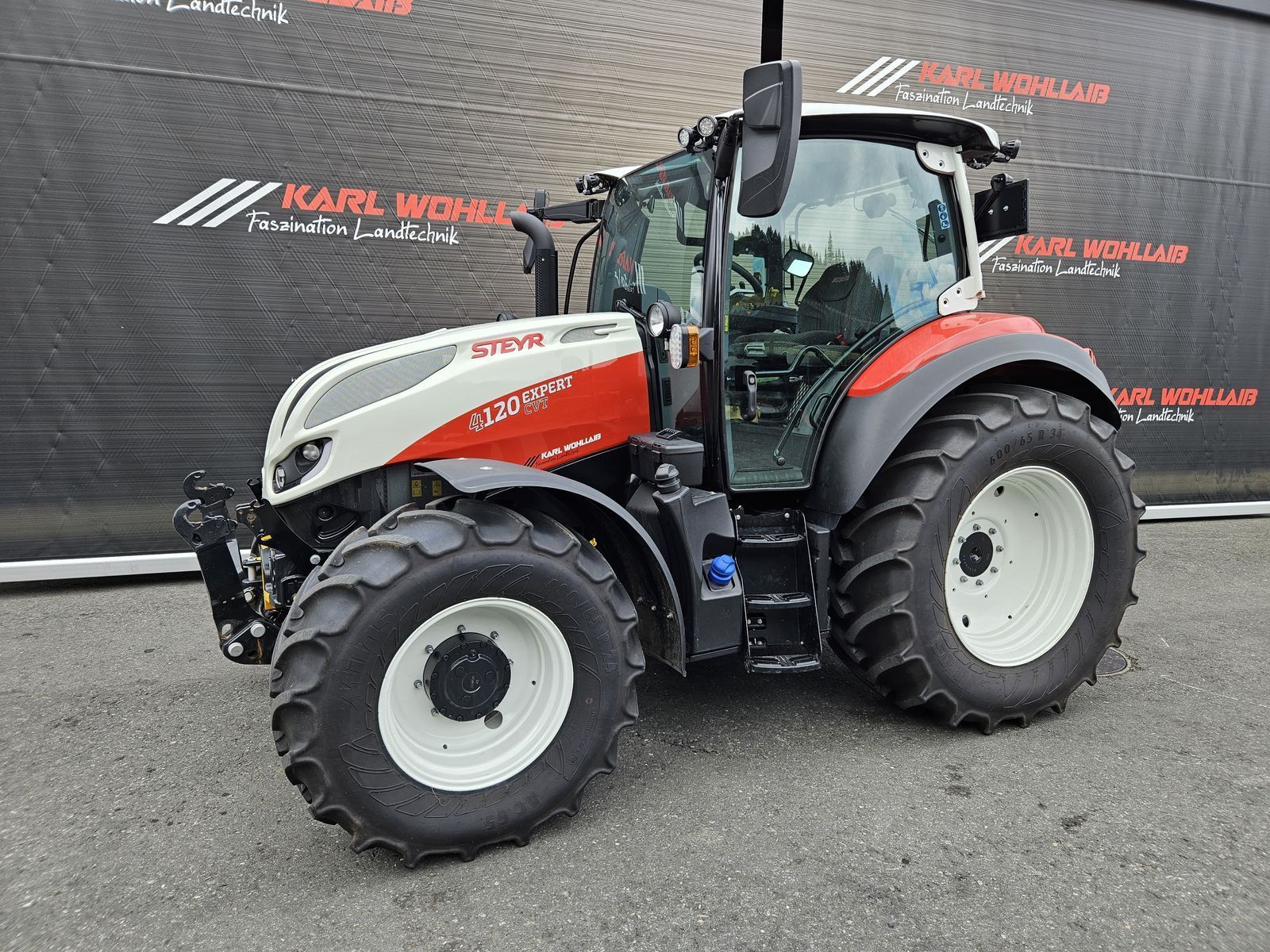 Steyr Expert 4120 CVT Tracteur 90 417 €