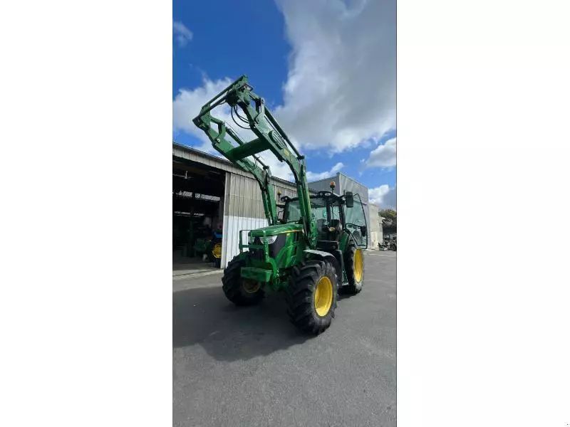 John Deere 6R 110 Tractor €85,000