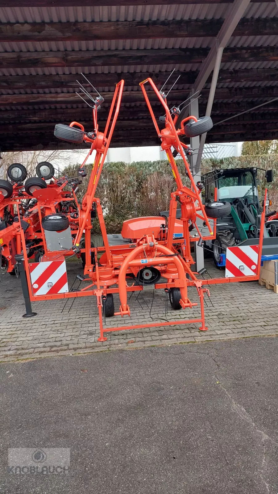 E-FARM: Kuhn GF 642 - Voltafieno - id CKWSM6D - 10.861 € - Anno di costruzione: 2023 - Germania