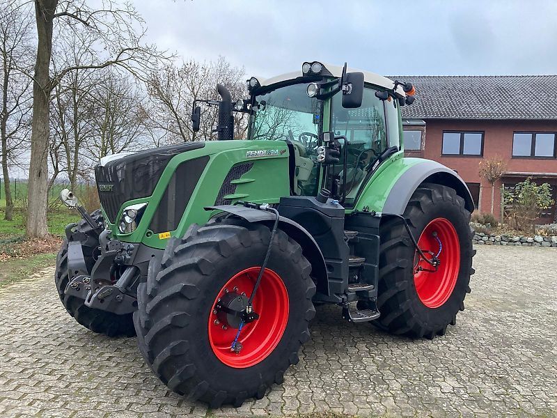 Fendt 824 Vario Trattore 79.000 €