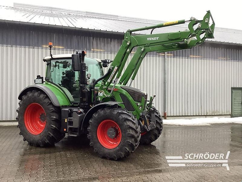Fendt 718 Vario Profi Plus Tractor €169,985