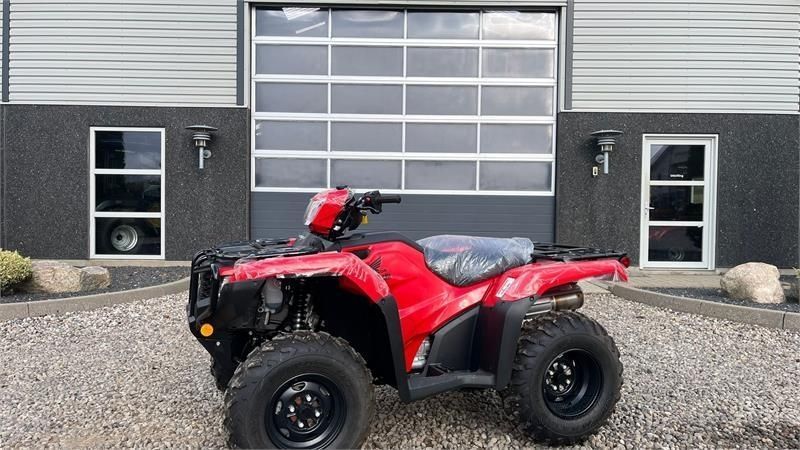Honda trx 520 fe vi har et stort lager af honda-atv, så Motor vehicle €10,065