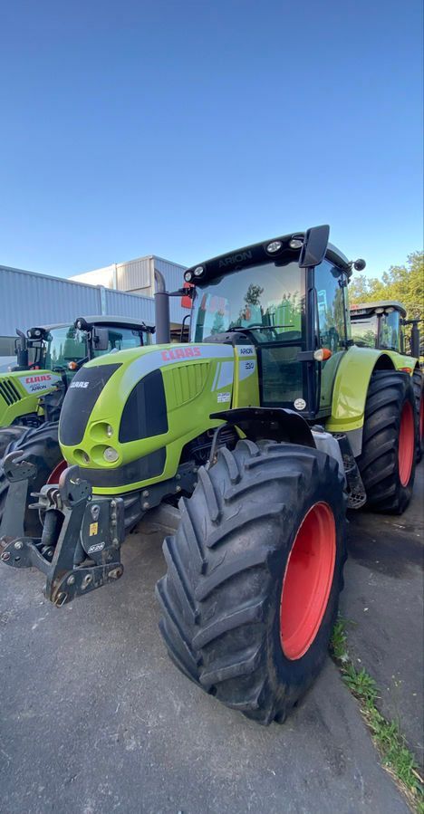 Claas Arion 620 Tractor €37,000