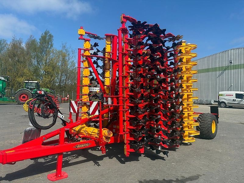 VÄDERSTAD Carrier XL 625 Brona talerzowa i talerzówka kompaktowa