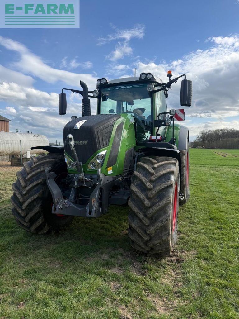 Fendt 826 Vario Profi Plus Trattore 172.500 €