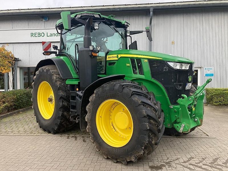 E-FARM: John Deere 7R 330 - Tractor - id CBMIWAE - €298,000 - Year of construction: 2023 - Engine hours: 779,Engine power (HP): 360,Germany