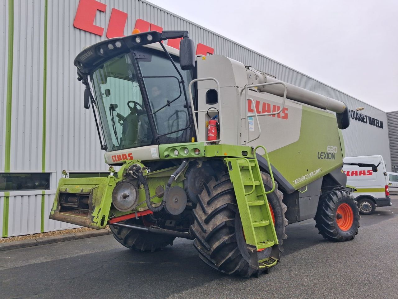 Lexion 630 Combine harvester €99,000