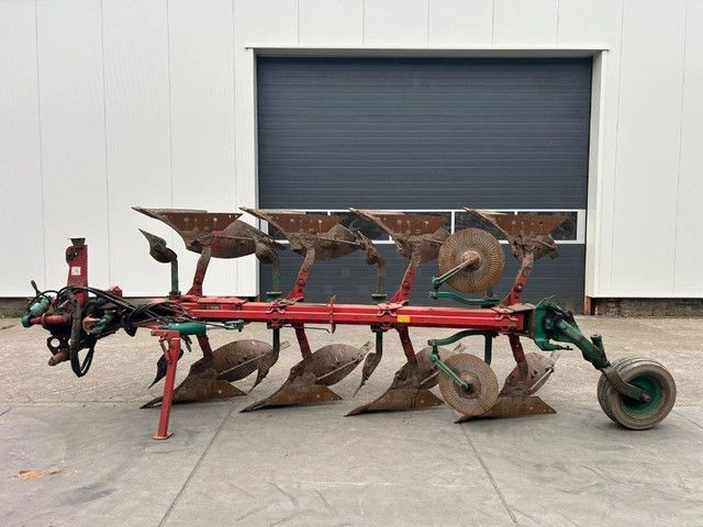 Kverneland 4 schaar Plough €8,750