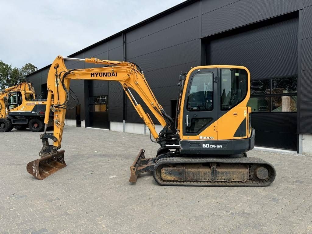HYUNDAI 60cr-9a Mini excavator €23,950