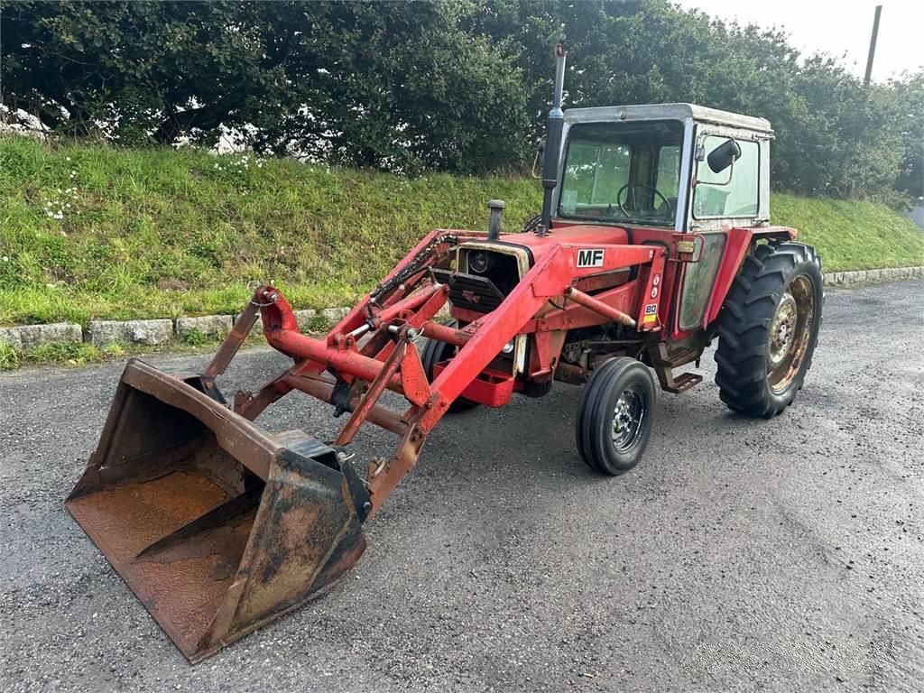 Massey Ferguson 565 Traktor