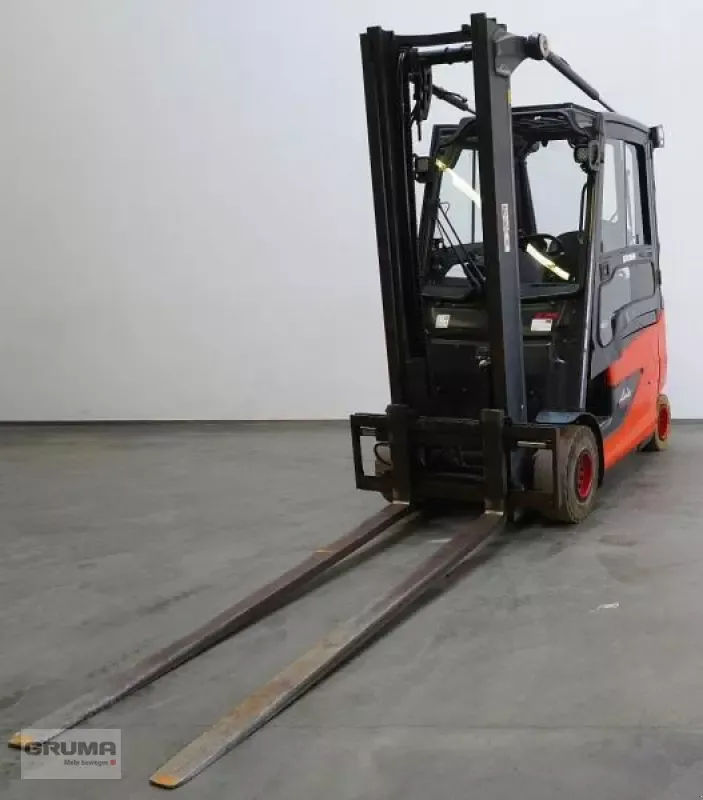 E-FARM: Linde e 25/600 hl 387 - Maszt sztaplowy - id Q3XFTTM - 9200 € - Rok produkcji: 2016 - Motogodziny: 14 323,Niemcy