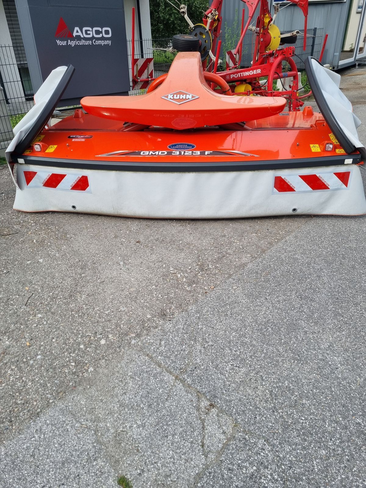 Kuhn GMD 3123 F-FF Косилки 12 500 €