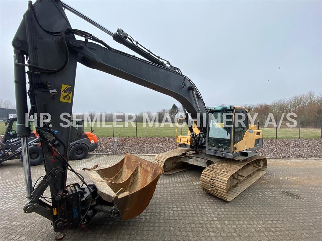 VOLVO volvo ec250dl Crawler excavator €42,163