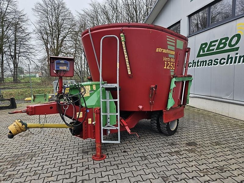 E-FARM: Strautmann Verti-Mix 1251 - Mixer feeder - id 6AUDN3M - €13,000 - Year of construction: 2017 - Germany
