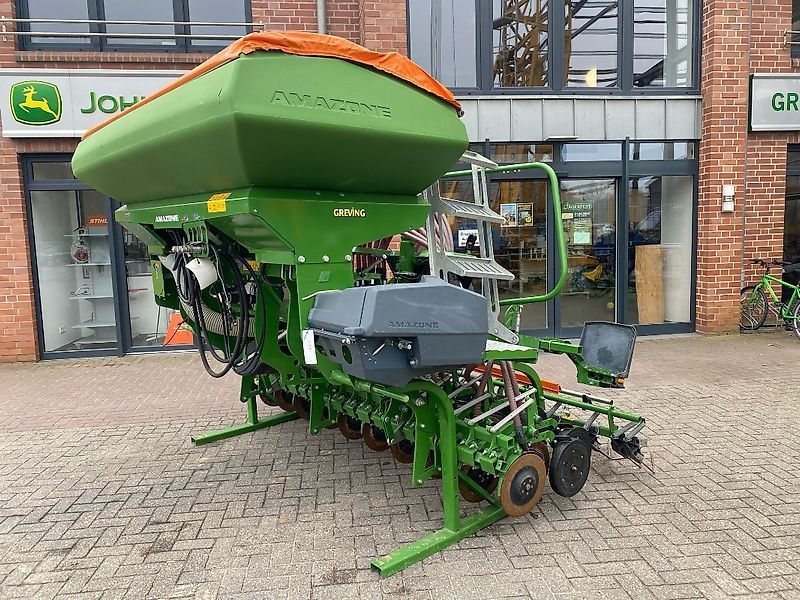 E-FARM: Amazone centaya 3000 super - Siewnik rzędowy/agregat uprawowo-siewny - id VQNR4S4 - 27 950 € - Rok produkcji: 2019 - Niemcy