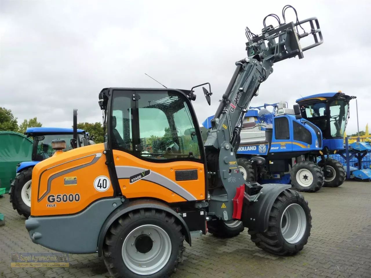 E-FARM: Giant g5000 tele - Teleszkópos rakodó - id 3VH7LAL - Gyártási év: 2023 - Motor teljesítménye (LE): 75,Németország